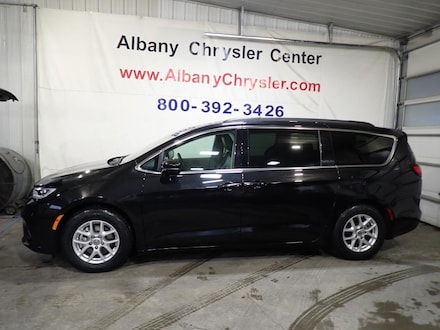 2022 Chrysler Pacifica Touring-L