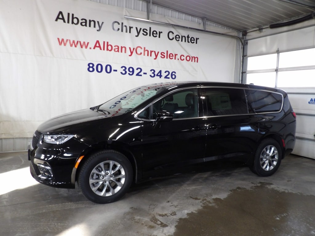 New 2026 Chrysler Pacifica SELECT AWD Passenger Van