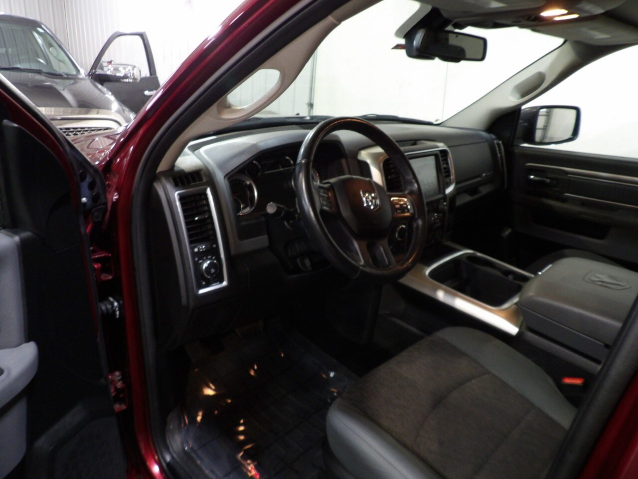 2018 Ram 1500 Big Horn photo 4