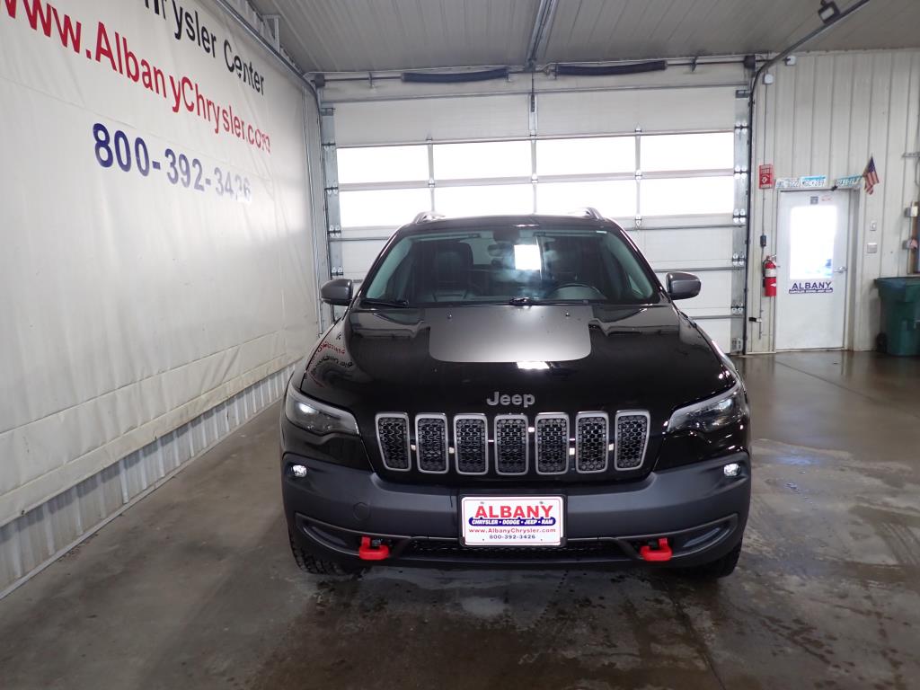 Certified 2019 Jeep Cherokee Trailhawk with VIN 1C4PJMBXXKD269017 for sale in Albany, Minnesota