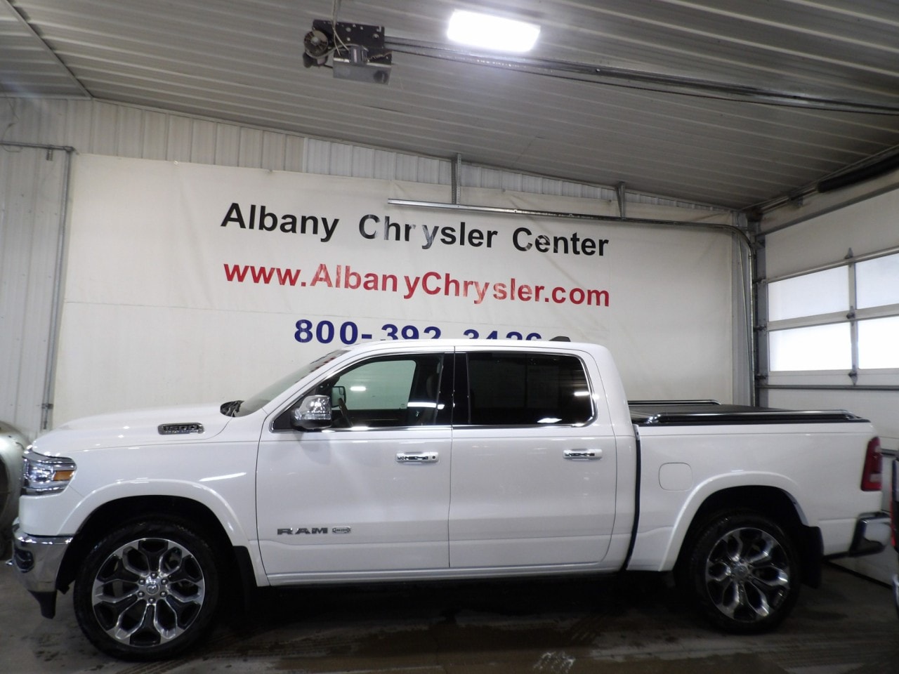 2022 RAM 1500 Longhorn 4x4 Crew Cab 5'7's photo