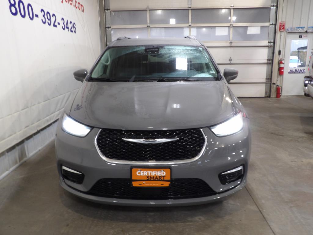 Certified 2022 Chrysler Pacifica Touring L with VIN 2C4RC1BG7NR165894 for sale in Albany, Minnesota