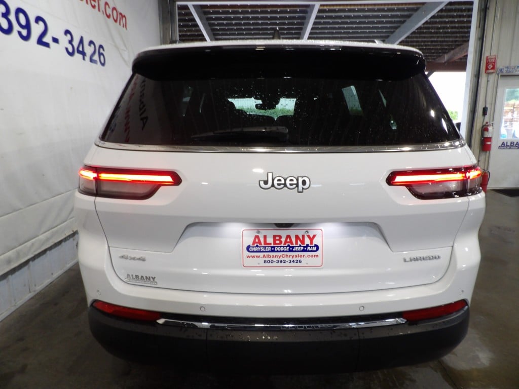 2024 Jeep Grand Cherokee L Laredo - Photo 23
