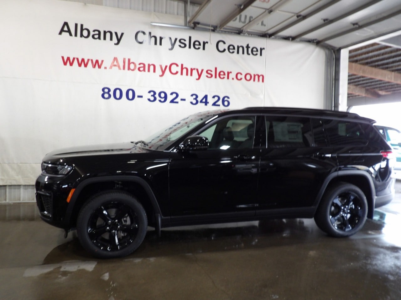 2026 Jeep Grand Cherokee L Limited 4x4's photo