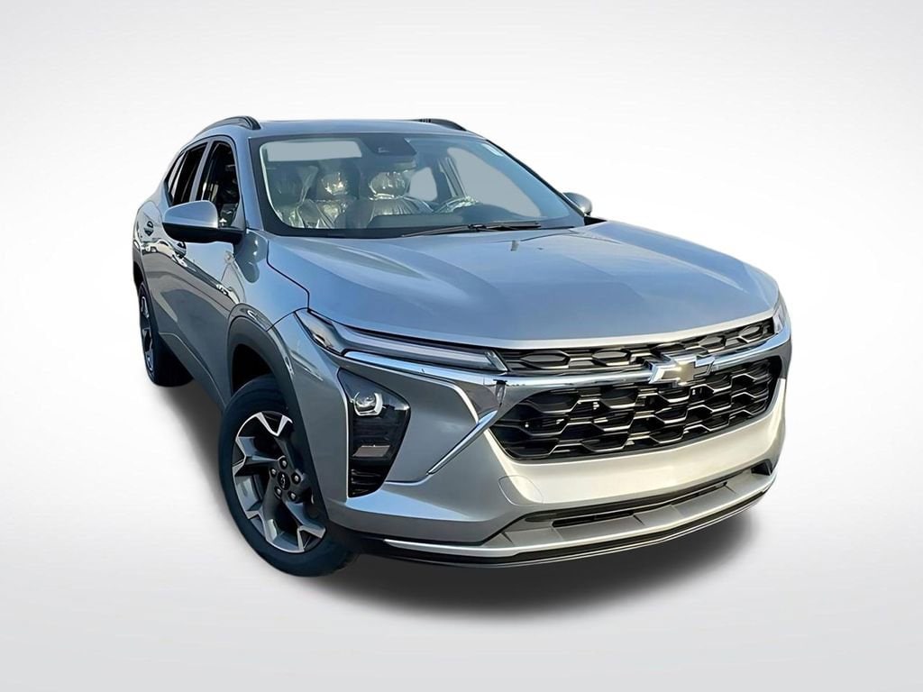 2026 Chevrolet Trax LT - Photo 5