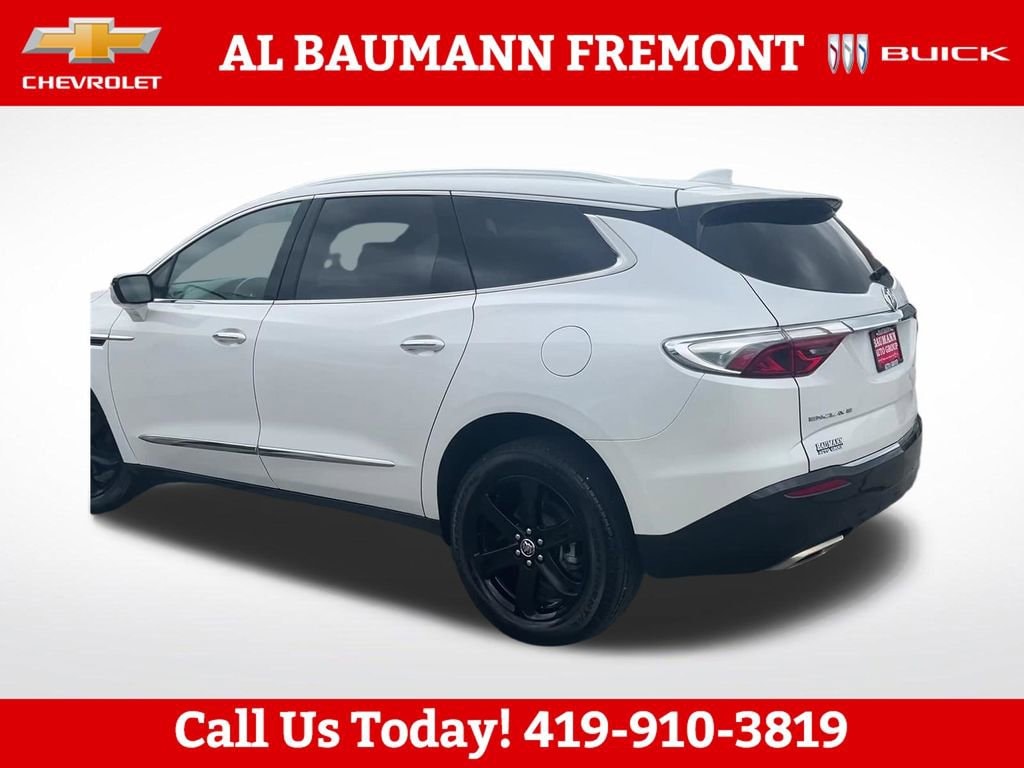 Used 2024 Buick Enclave Essence SUV