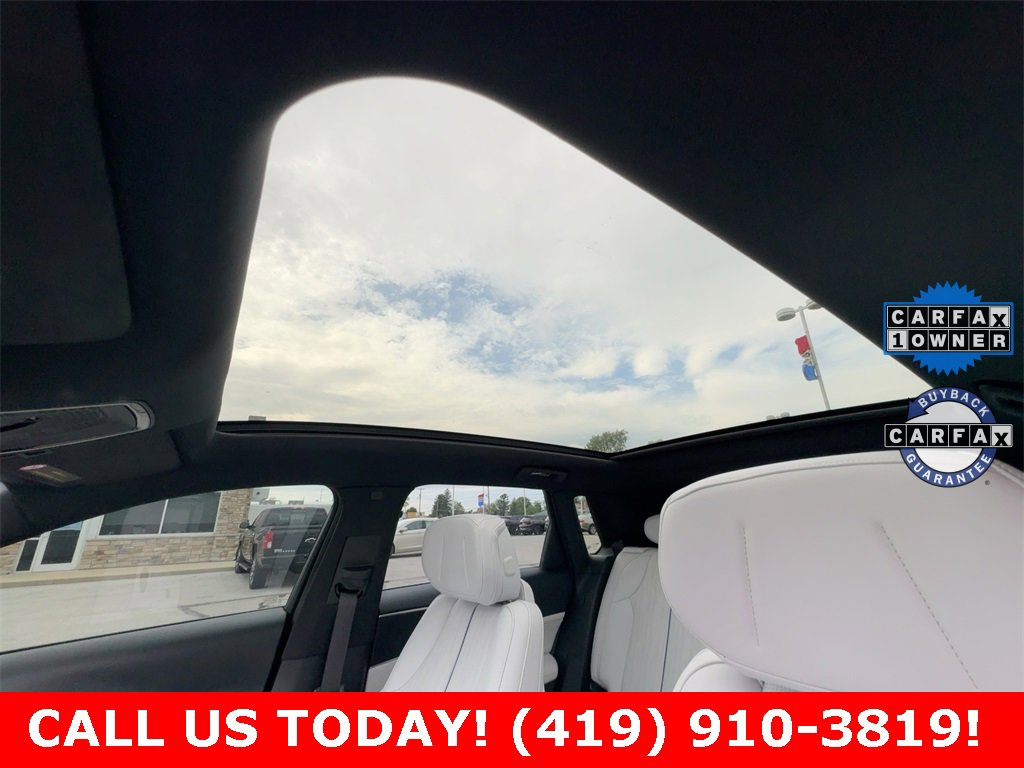 2024 Cadillac Lyriq Luxury photo 4