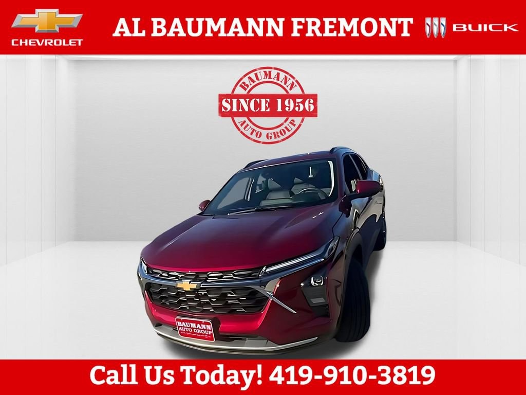 Used 2025 Chevrolet Trax LT SUV