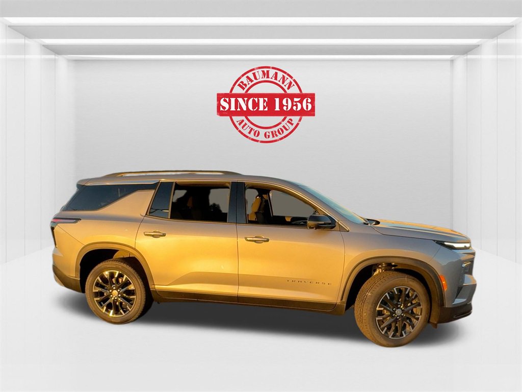 2026 Chevrolet Traverse photo 3