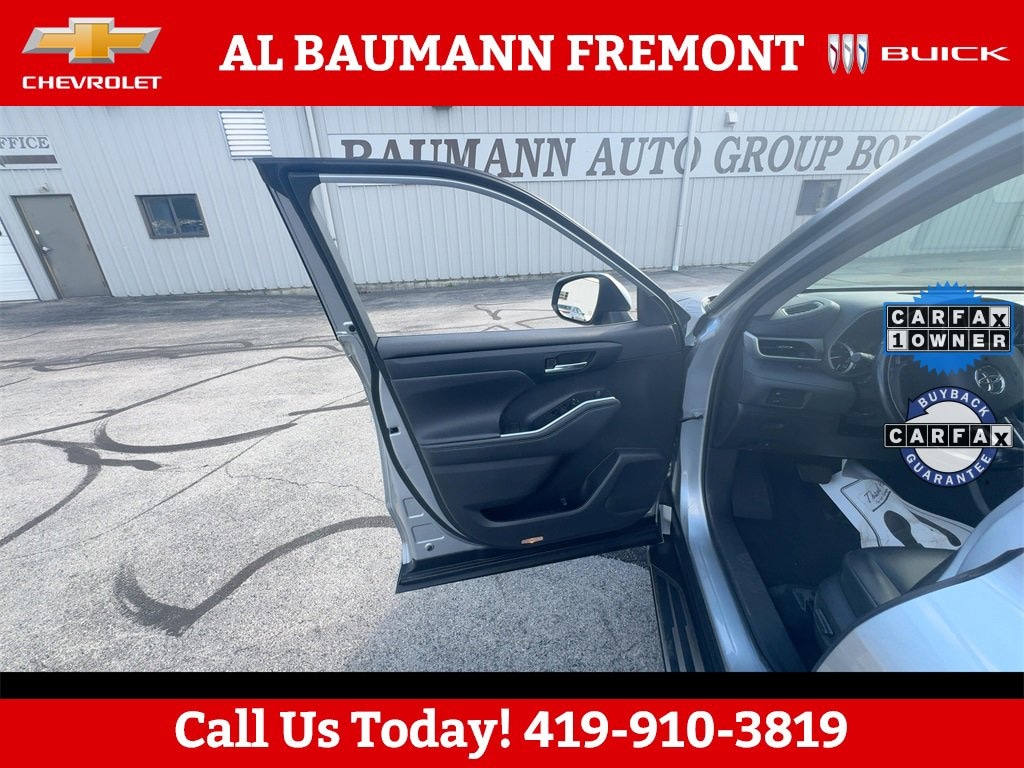 Used 2022 Toyota Highlander XLE