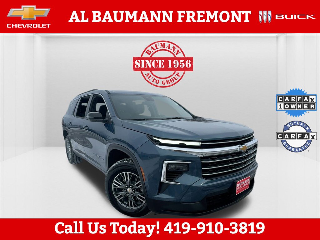 2025 Chevrolet Traverse LT's photo