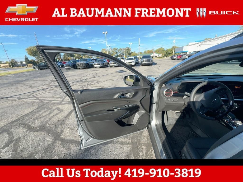 New 2026 Chevrolet Trax LT SUV