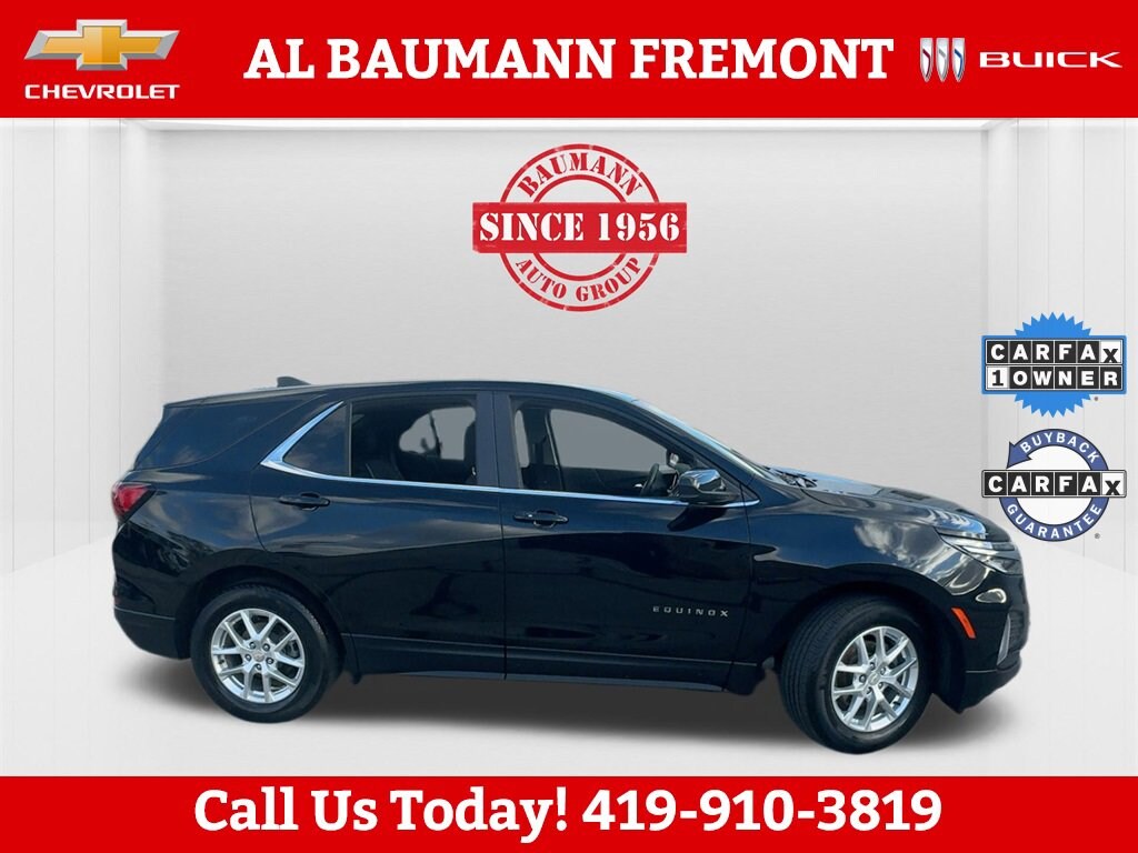 2024 Chevrolet Equinox LT photo 2