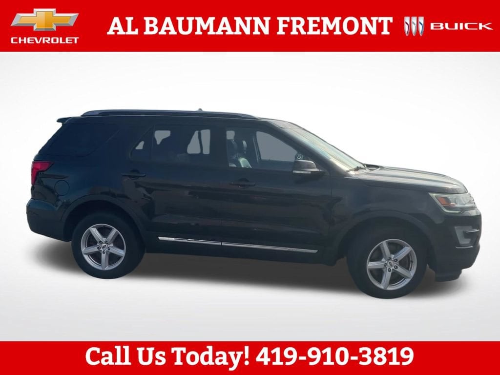 Used 2017 Ford Explorer XLT