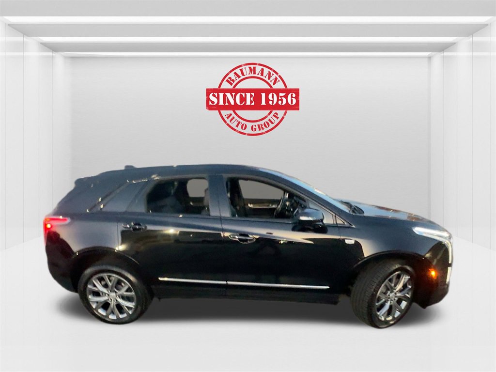 2021 Cadillac XT5 Sport photo 3