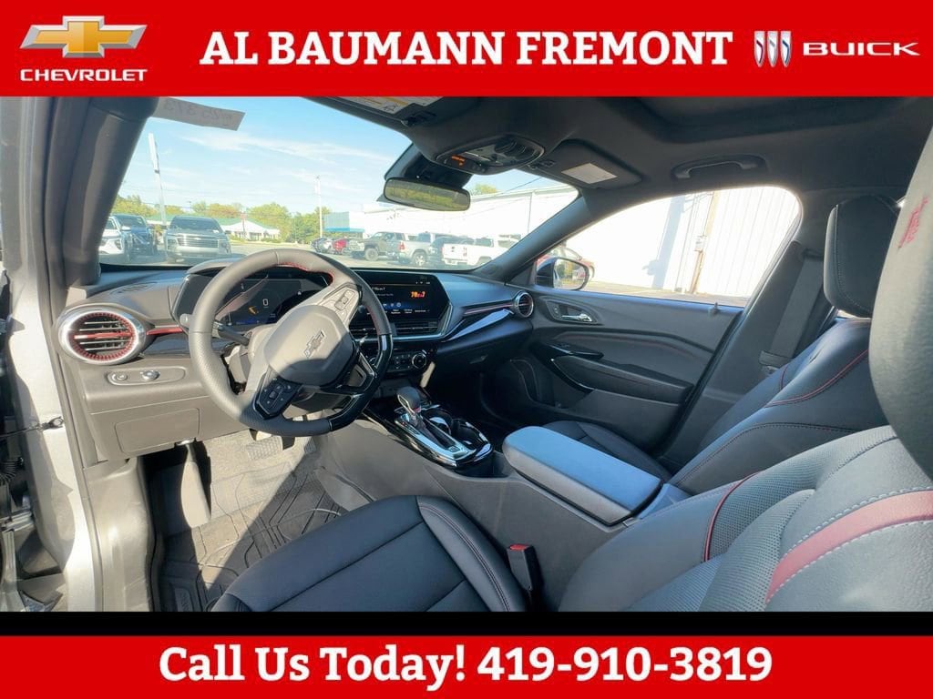 New 2026 Chevrolet Trax LT SUV