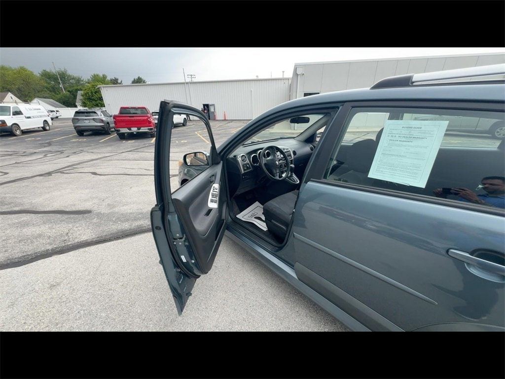 Used 2008 Pontiac Vibe Base with VIN 5Y2SL65848Z422300 for sale in Fremont, OH