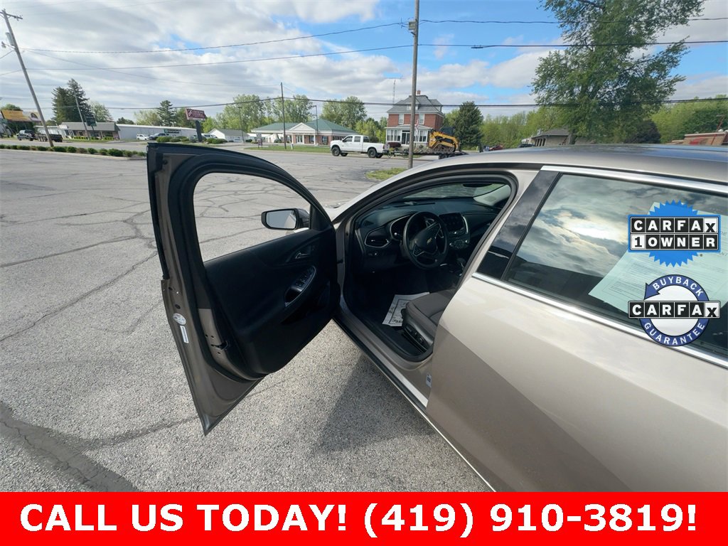 1G1ZD5ST8RF173994