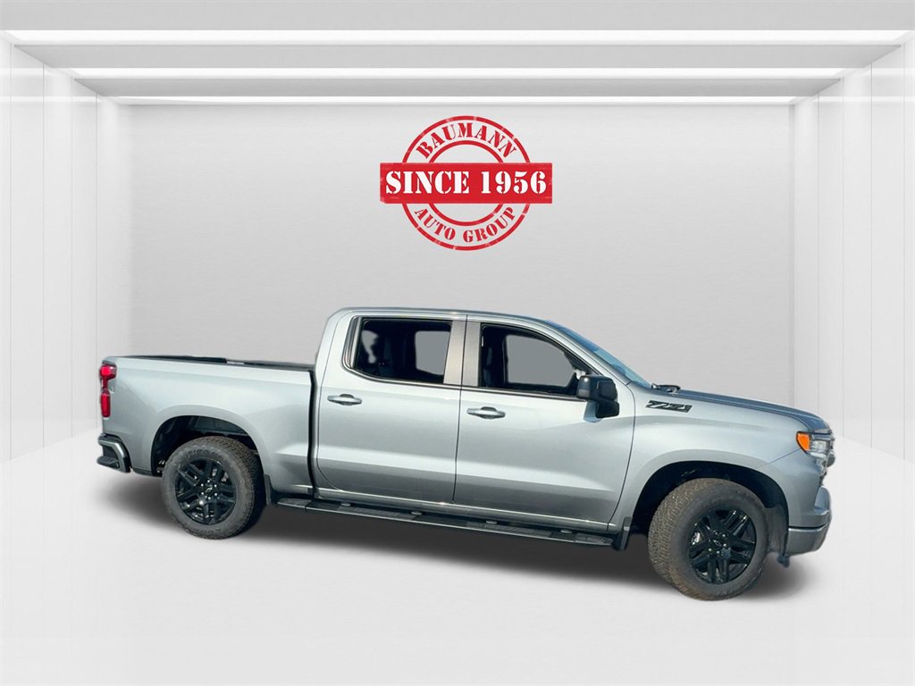 2025 Chevrolet Silverado 1500 RST photo 2
