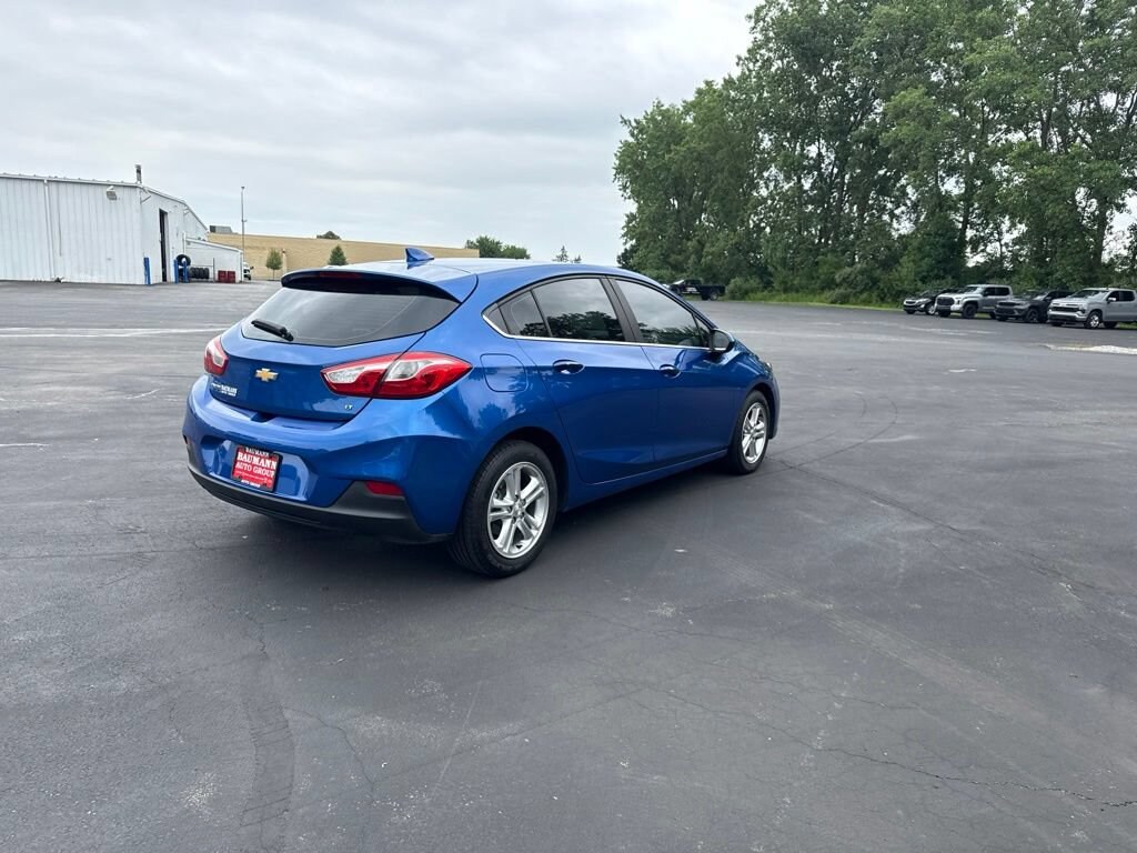 Used 2017 Chevrolet Cruze LT Car