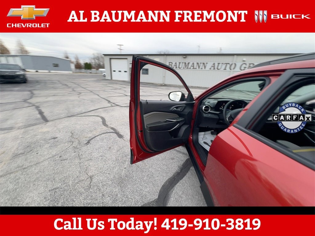 Used 2024 Chevrolet Trax Activ SUV