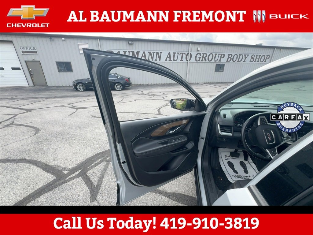 Used 2018 GMC Terrain SLE SUV