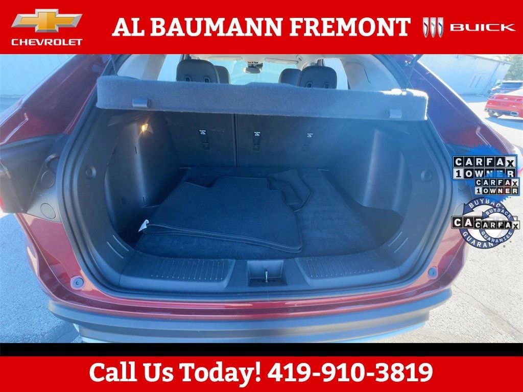 Used 2025 Chevrolet Trax LT SUV