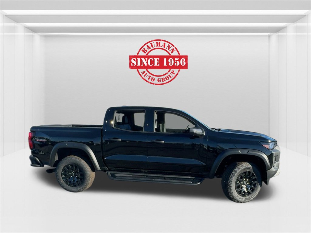 2025 Chevrolet Colorado Trail Boss photo 4
