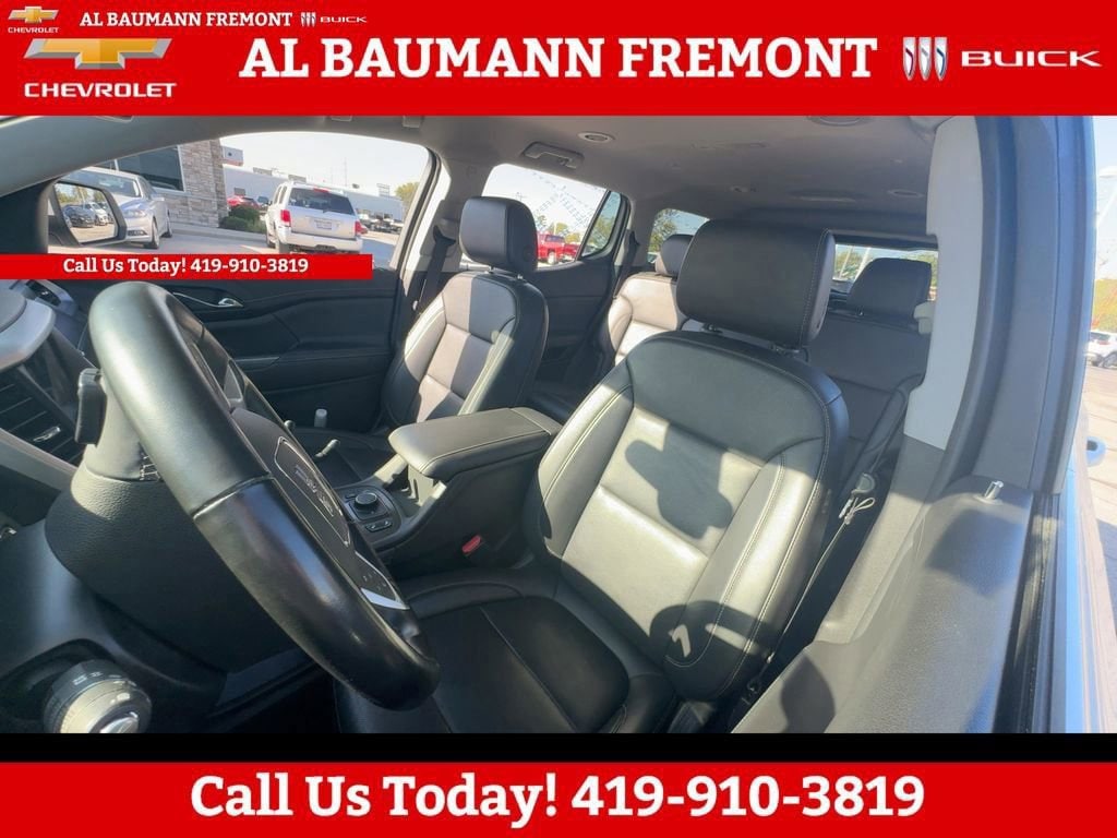 2023 GMC Acadia SLT - Photo 17