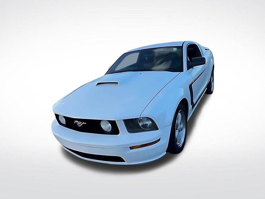 Used 2007 Ford Mustang GT Deluxe with VIN 1ZVFT82H175344563 for sale in Fremont, OH