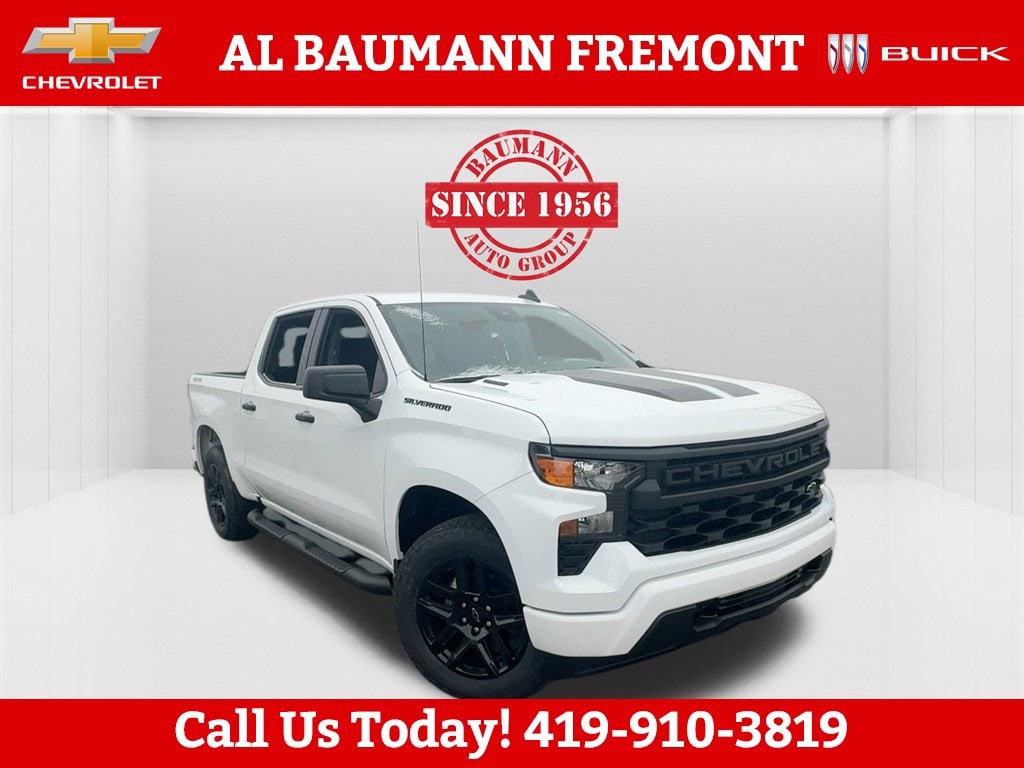 2026 Chevrolet Silverado 1500 Custom's photo