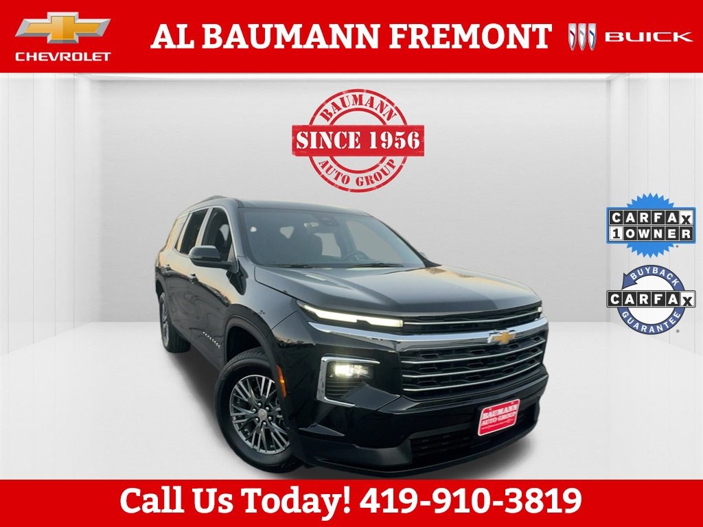 Used 2025 Chevrolet Traverse LT SUV