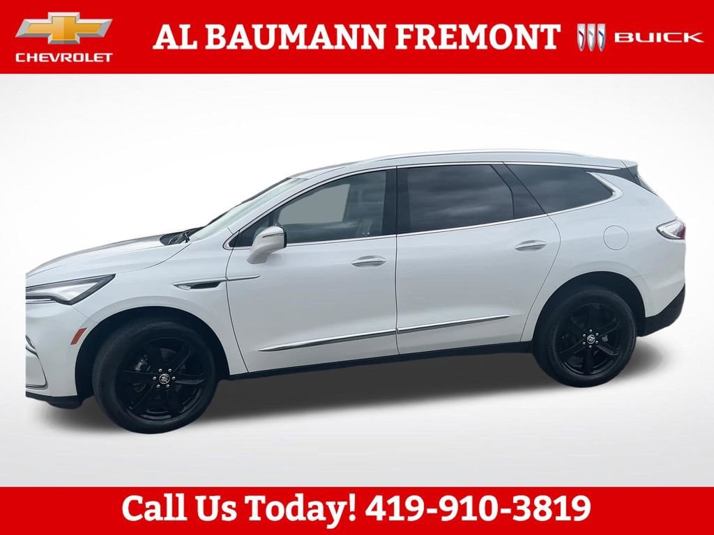 Used 2024 Buick Enclave Essence SUV
