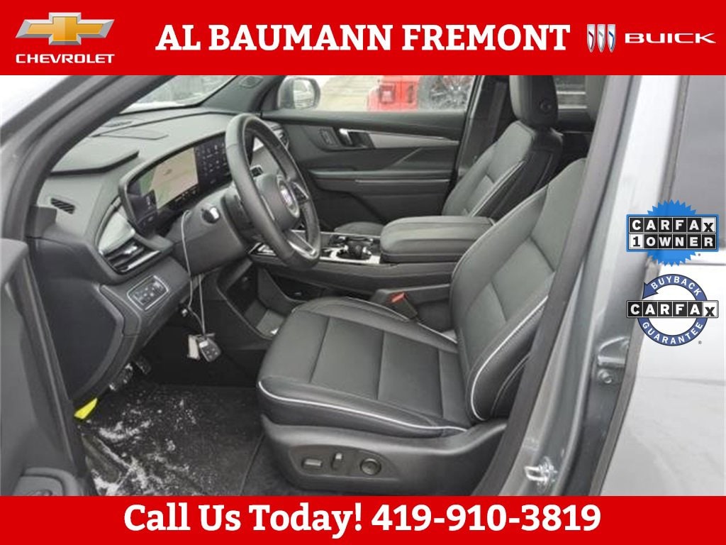 Used 2025 Buick Enclave Preferred SUV