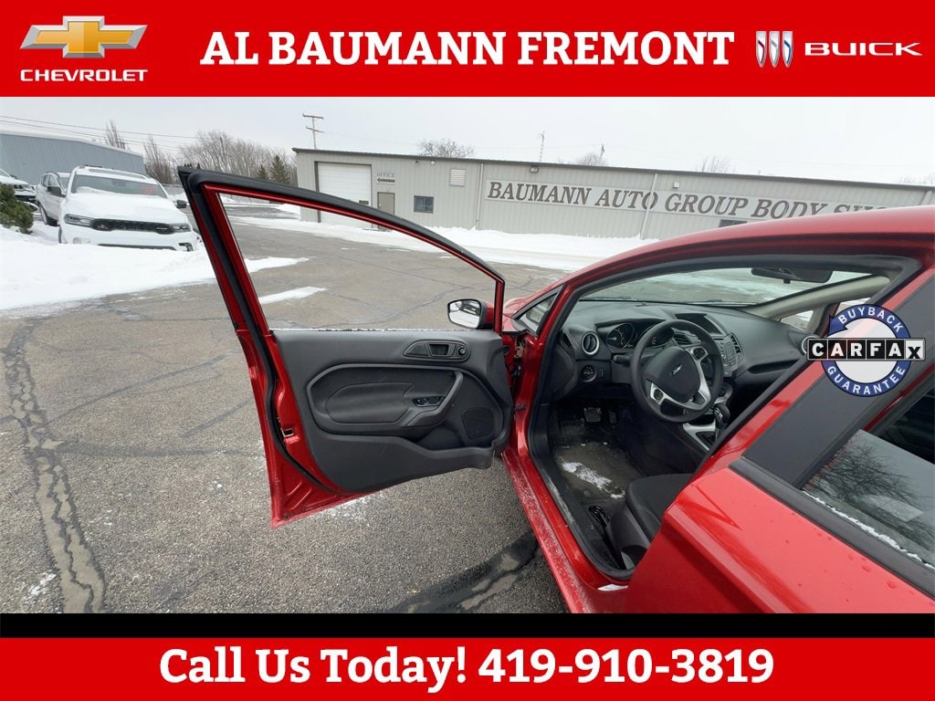 Used 2018 Ford Fiesta SE with VIN 3FADP4BJ9JM136173 for sale in Fremont, OH