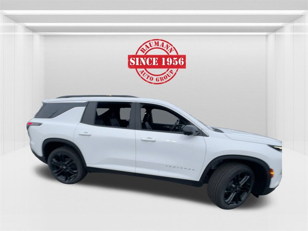 New 2026 Chevrolet Traverse LT SUV
