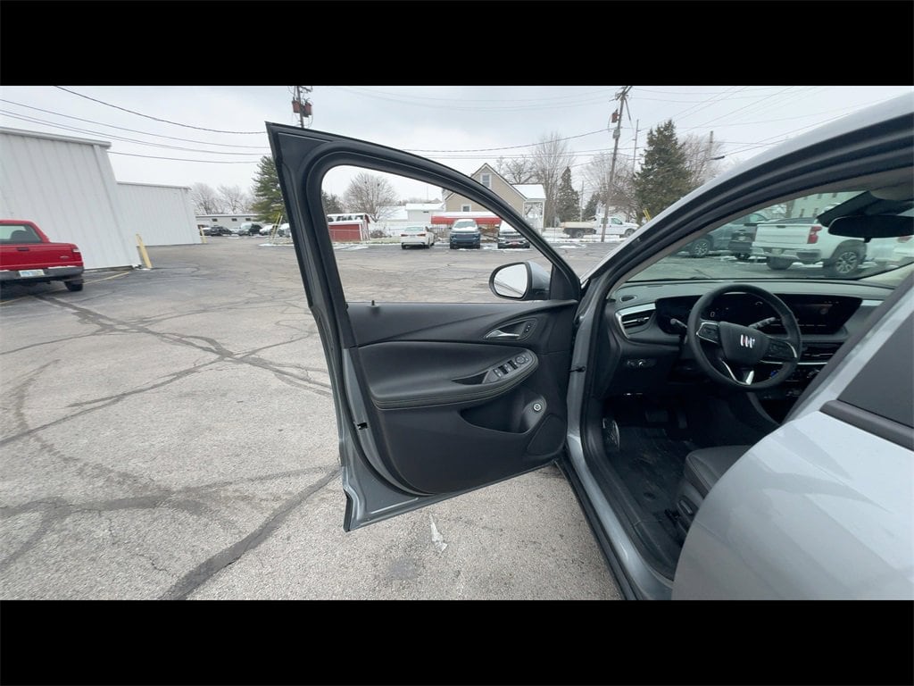 New 2026 Buick Encore GX Preferred SUV