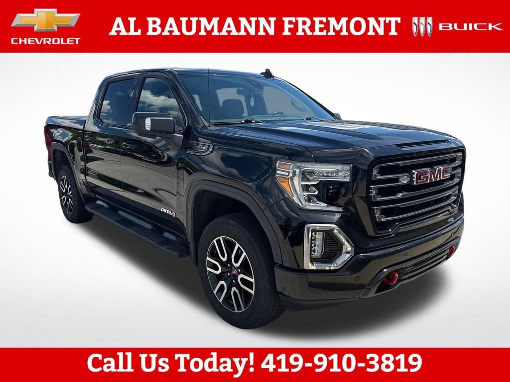 2019 GMC Sierra 4WD Crew Cab Standard Box AT4's photo
