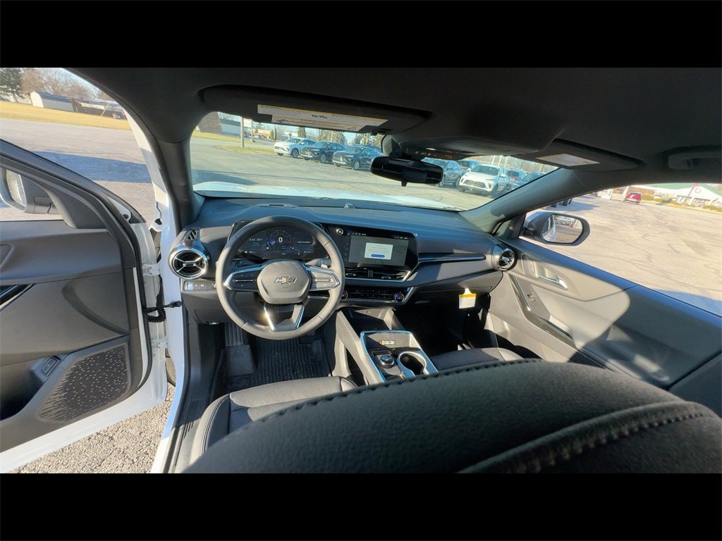 New 2026 Chevrolet Equinox LT SUV