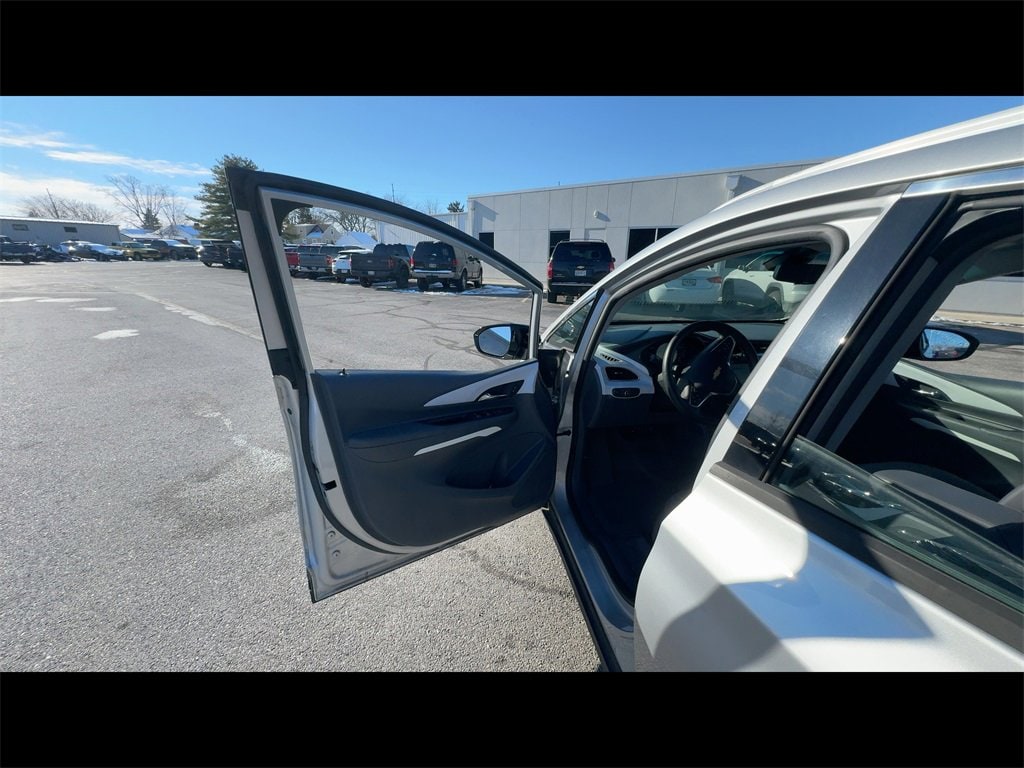 Used 2017 Chevrolet Bolt EV Premier with VIN 1G1FX6S07H4188938 for sale in Fremont, OH
