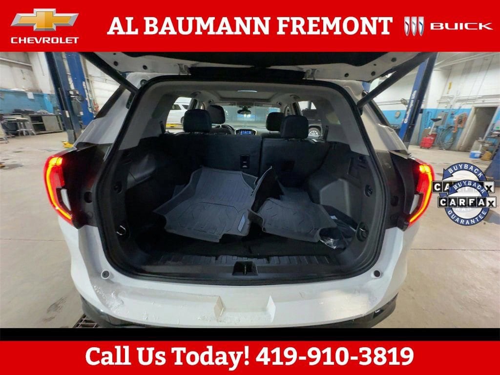 Used 2023 GMC Terrain SLE SUV