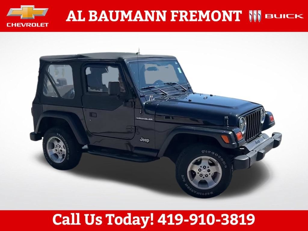 Used 1999 Jeep Wrangler SE with VIN 1J4FY29P2XP461565 for sale in Fremont, OH