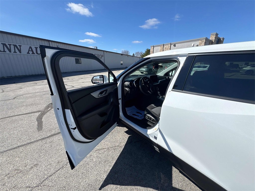 Used 2024 Chevrolet Blazer 2LT with VIN 3GNKBCR43RS274672 for sale in Fremont, OH