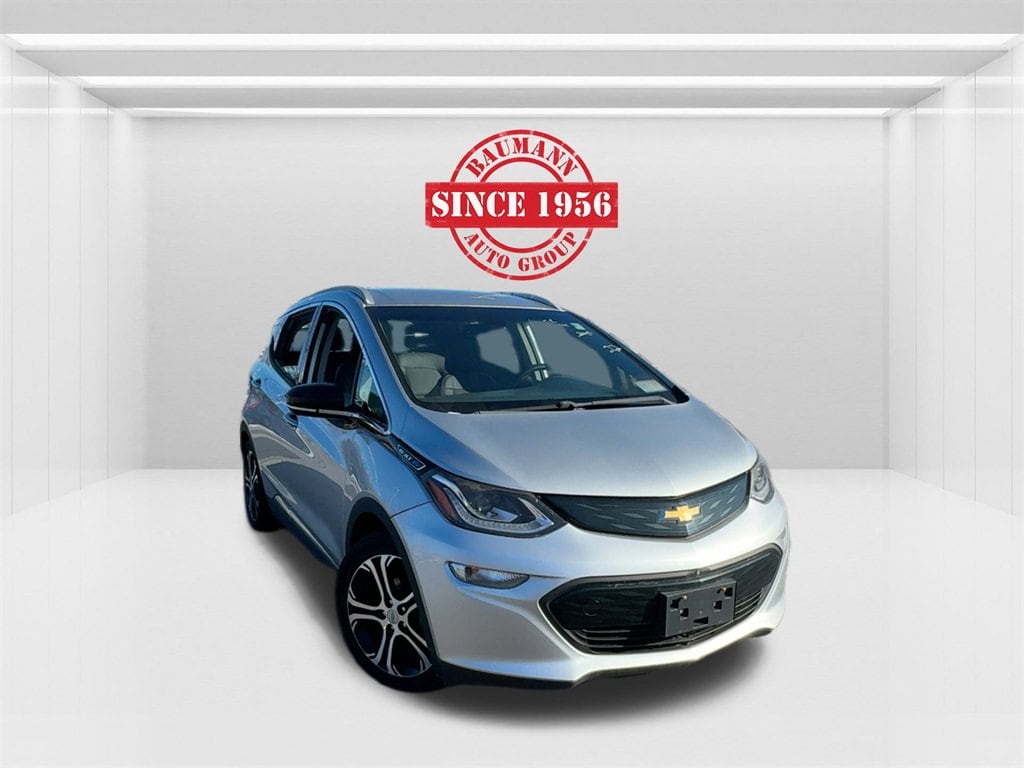 2017 Chevrolet Bolt EV Premier's photo