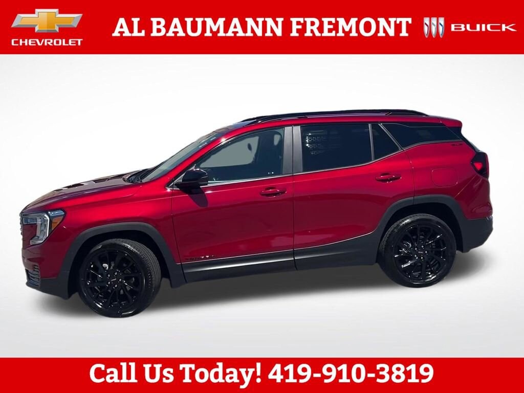 Used 2023 GMC Terrain SLE SUV