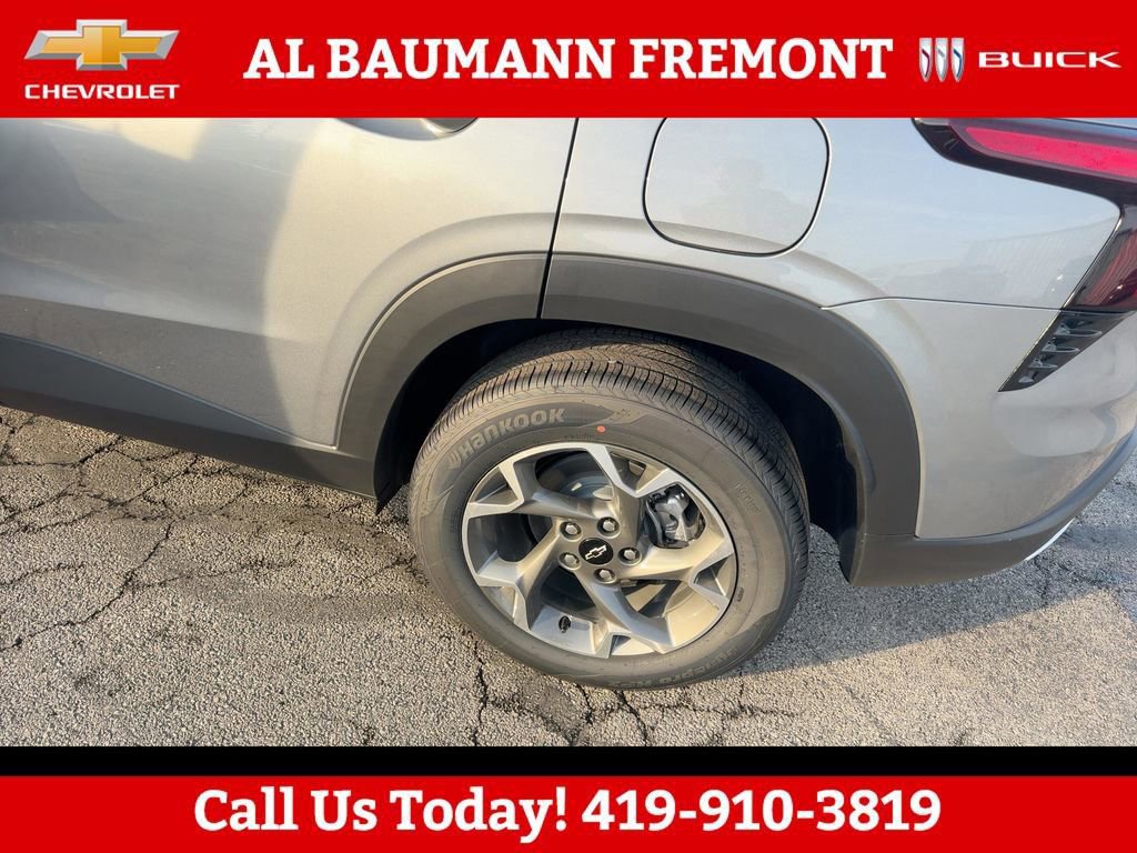 2026 Chevrolet Trax LT - Photo 31