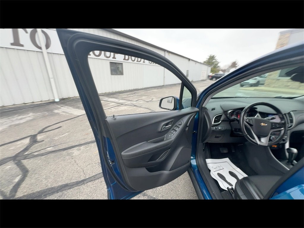 Used 2020 Chevrolet Trax LT SUV