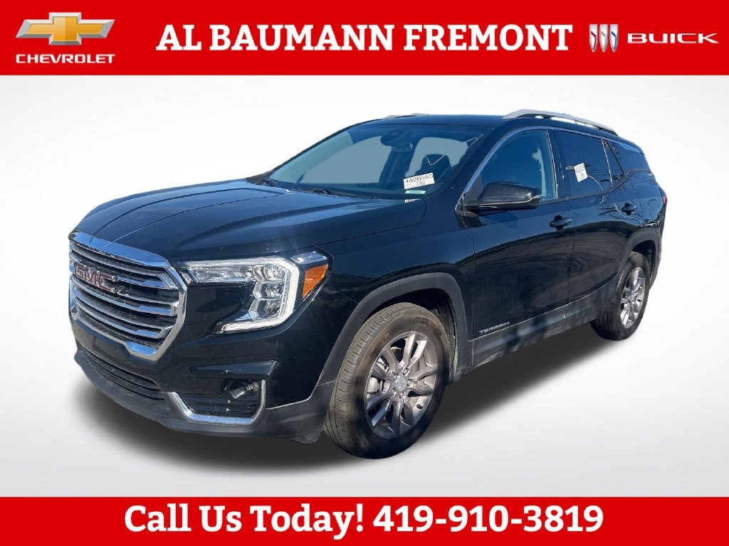 Used 2024 GMC Terrain SLT SUV