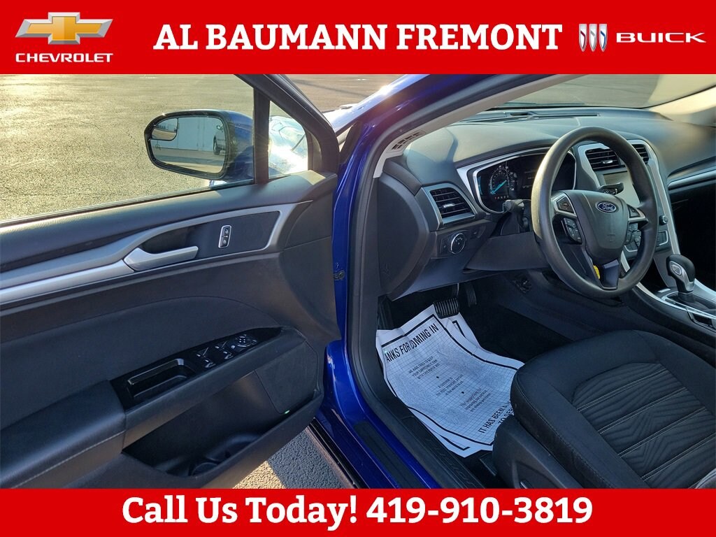 Used 2016 Ford Fusion SE