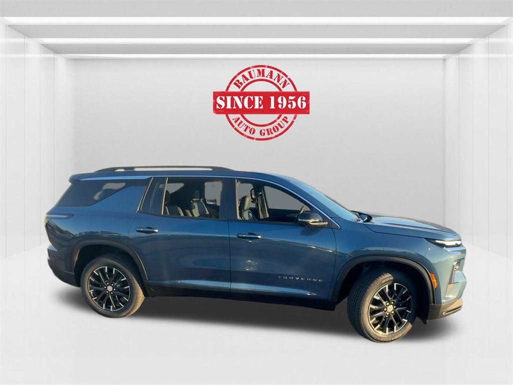 2026 Chevrolet Traverse photo 4
